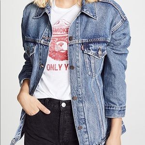 NWT Levi’s 90s Baggy Trucker Jacket M